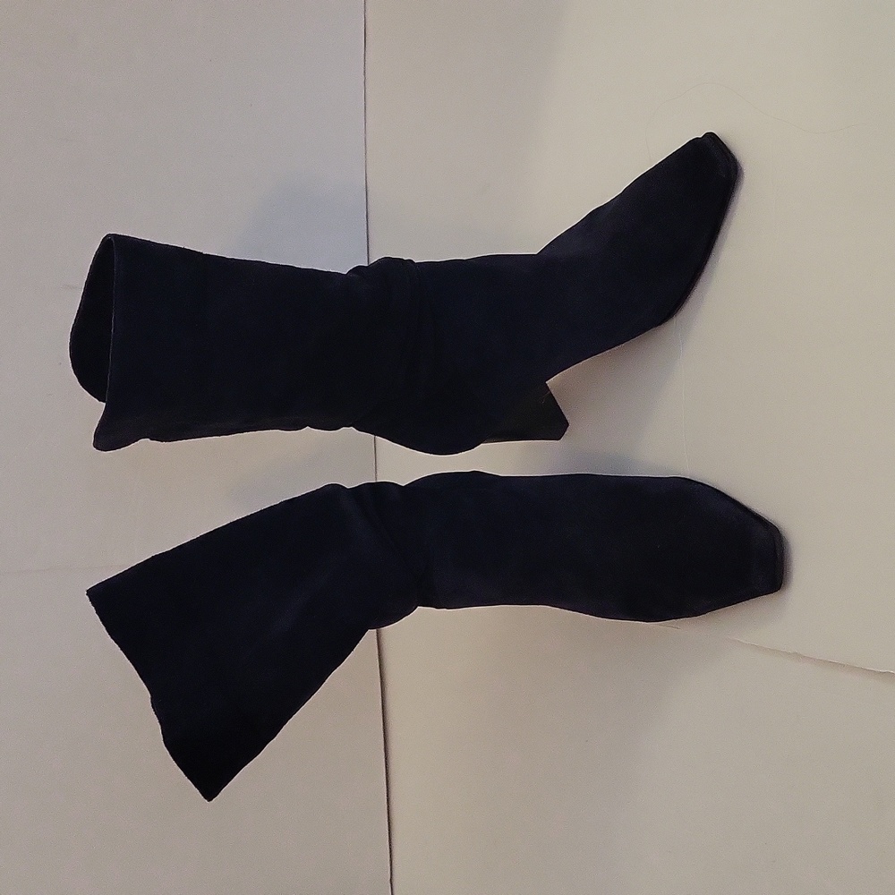 Markon Dark Blue Suede Wide Heeled Boot, 8W